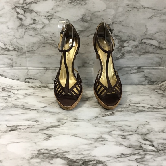 BCBGirls Ankle Strappy Heels Sandals Open Toe - Picture 3 of 12